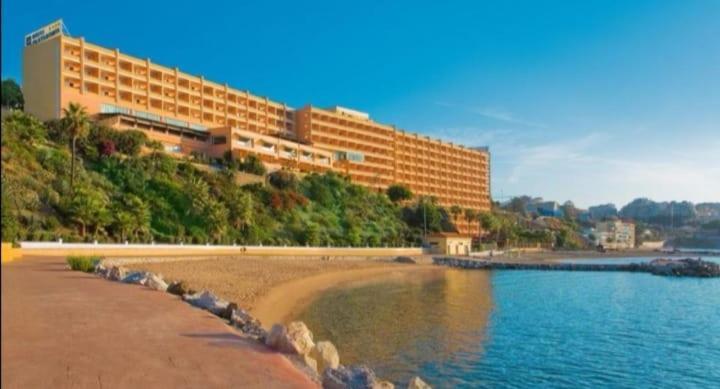Espectacular Apartamento En Primera Linea De Playa Benalmádena Exteriér fotografie